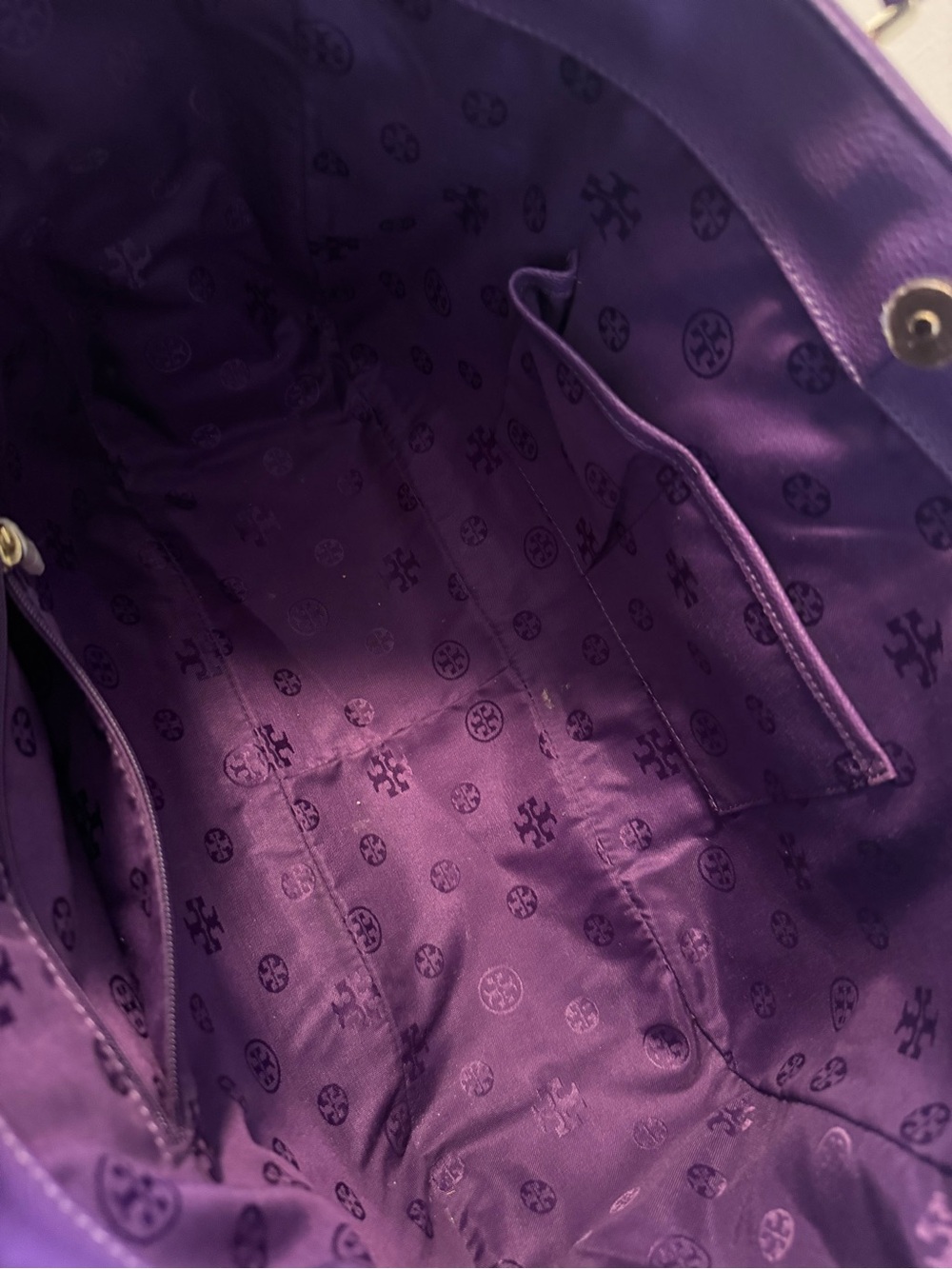Tory Burch Violet Leather Tote with Gold Hardware - Picture 6 of 13